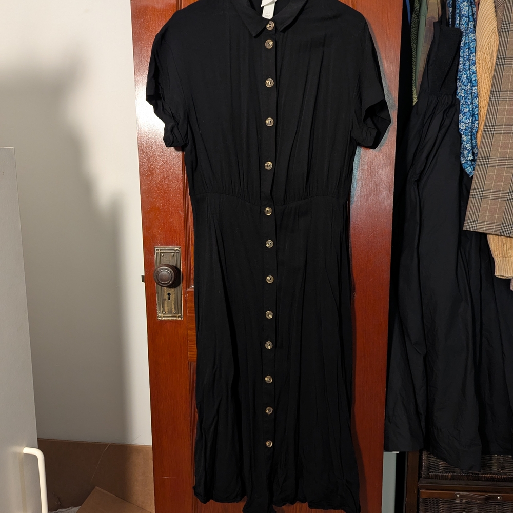 H&M Black Long Sleeve Button-Up Dress